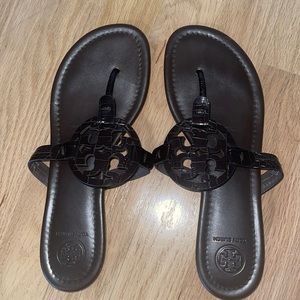 Tory Burch Miller Sandal Snake Logo EXCLUSIVE COLOR size 8